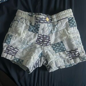 Vineyard vines 2T shorts